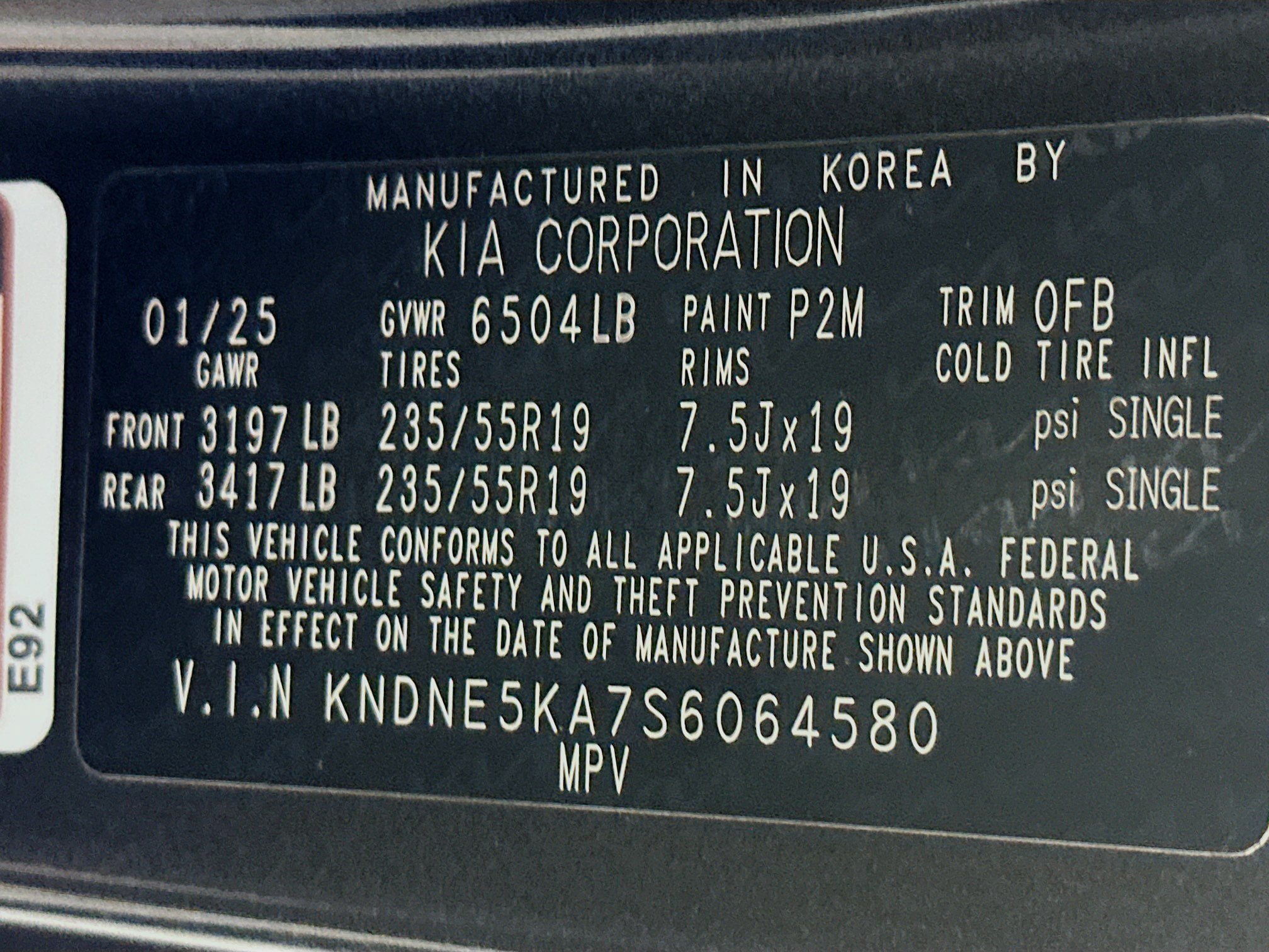 Used 2025 Kia Carnival SX w/ SX Dark Edition Package FWD image 39