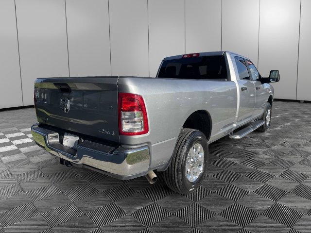 Used 2024 RAM 3500 Big Horn AWD/4WD image 5