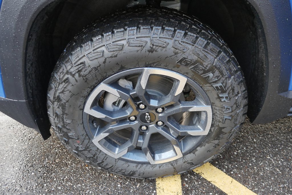 New 2026 Chevrolet Equinox ACTIV w/ Convenience Package III image 32