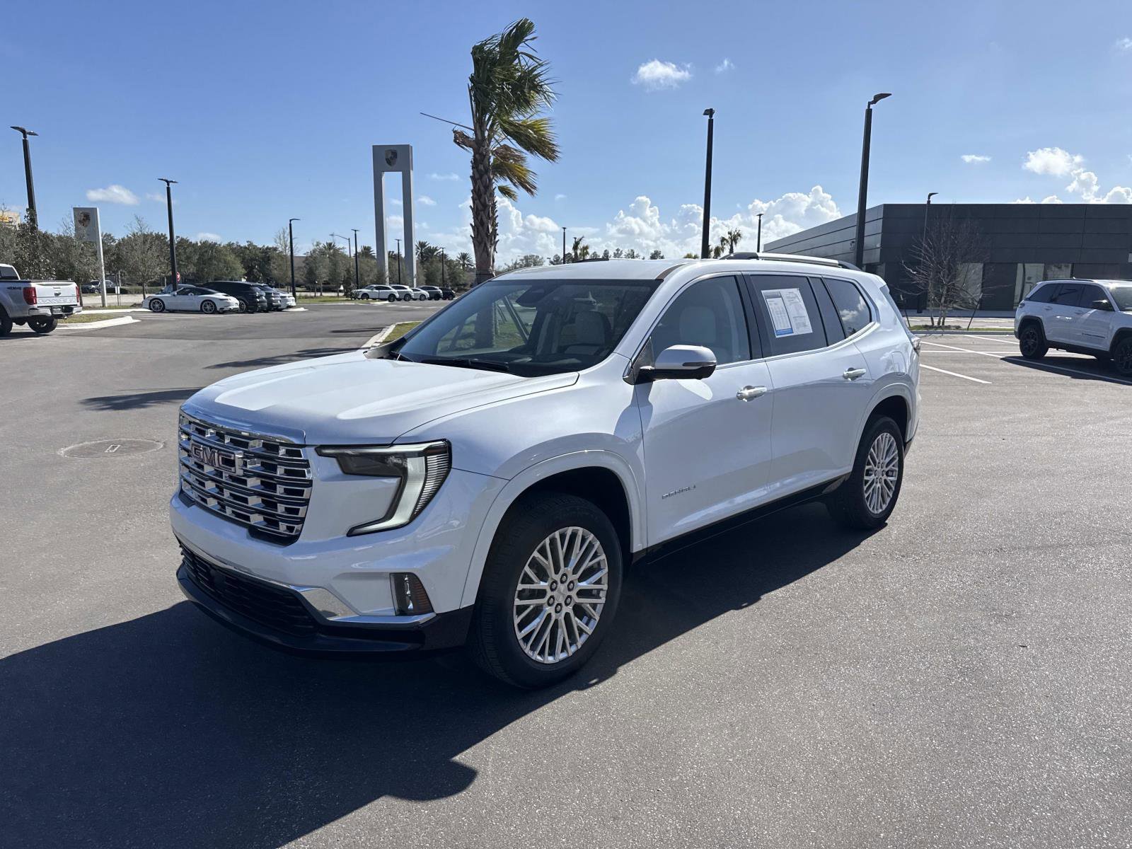 Used 2024 GMC Acadia Denali image 7