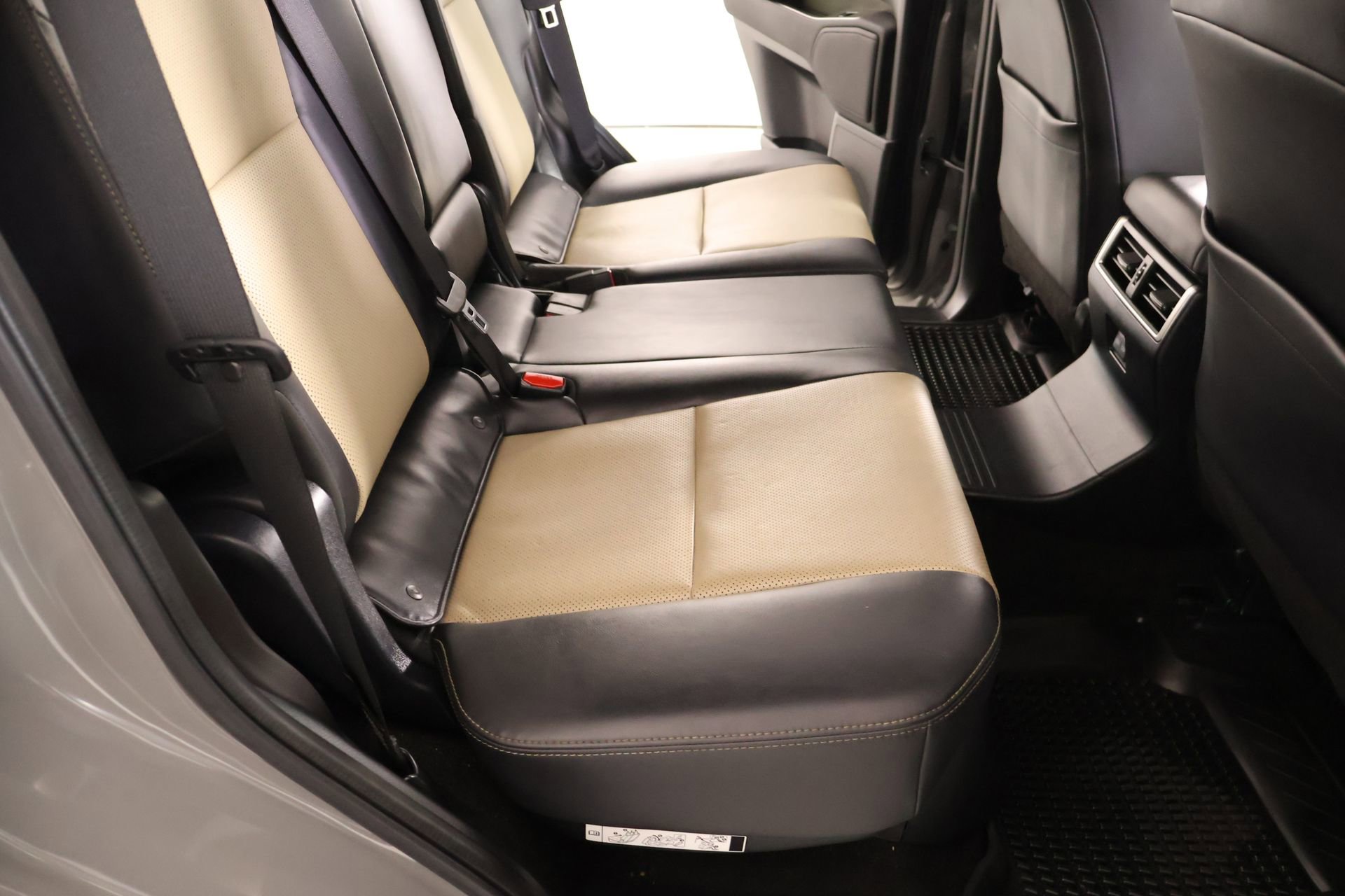 Used 2024 Lexus GX 550 AWD/4WD image 15