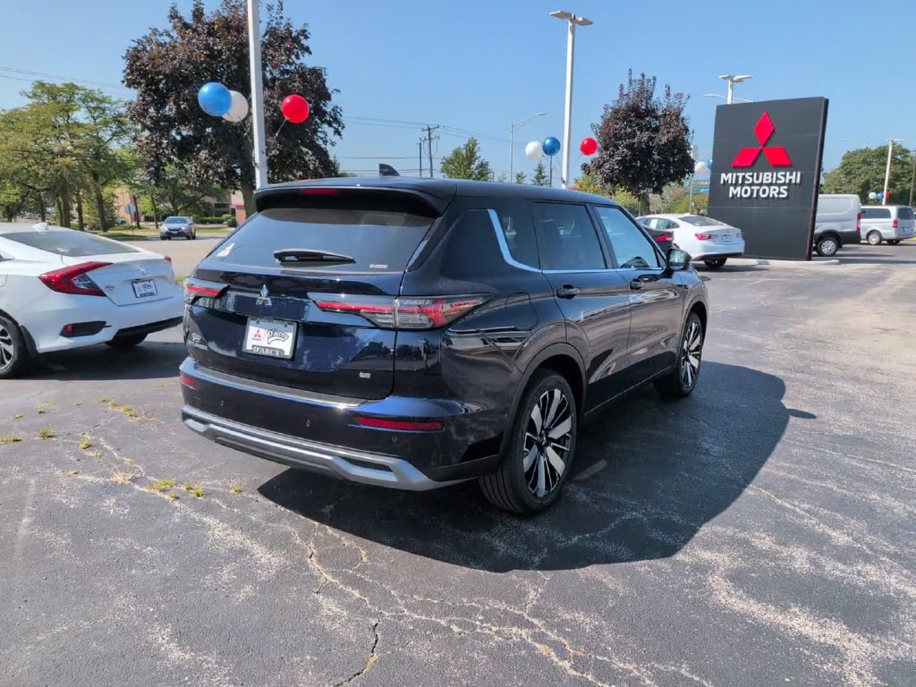 New 2026 Mitsubishi Outlander SE AWD/4WD image 6