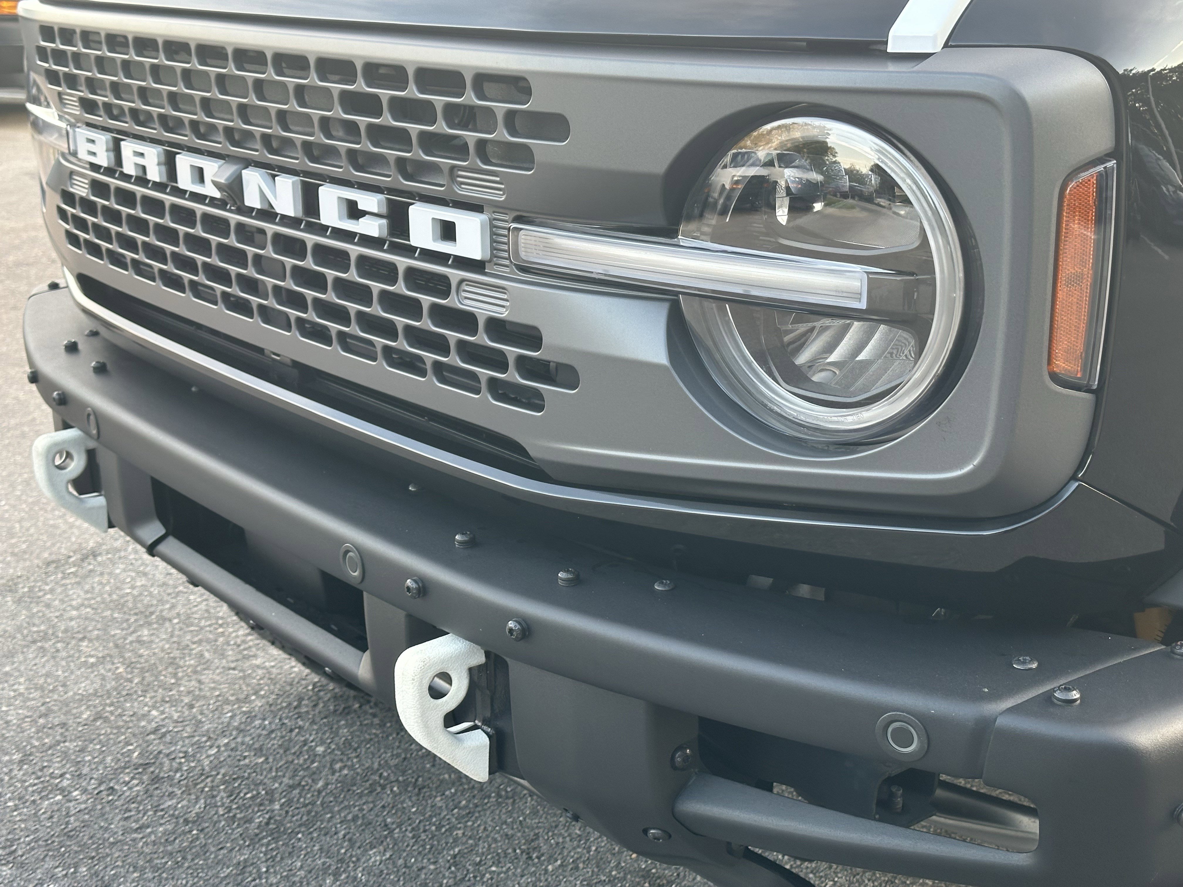 Used 2023 Ford Bronco Badlands image 6