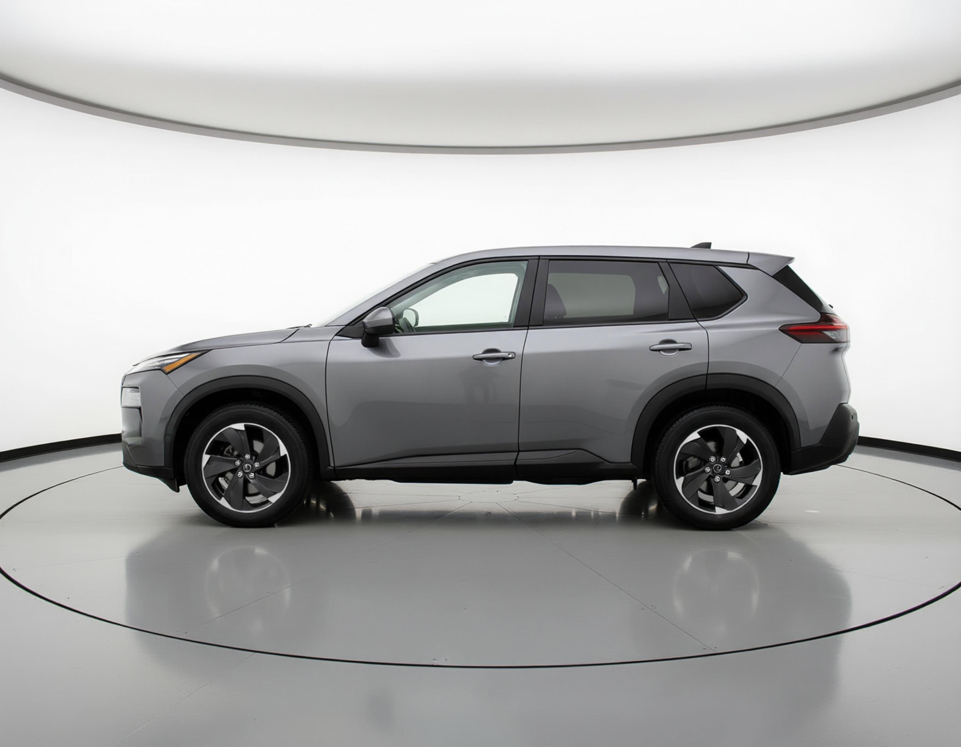 Used 2025 Nissan Rogue SV FWD image 5