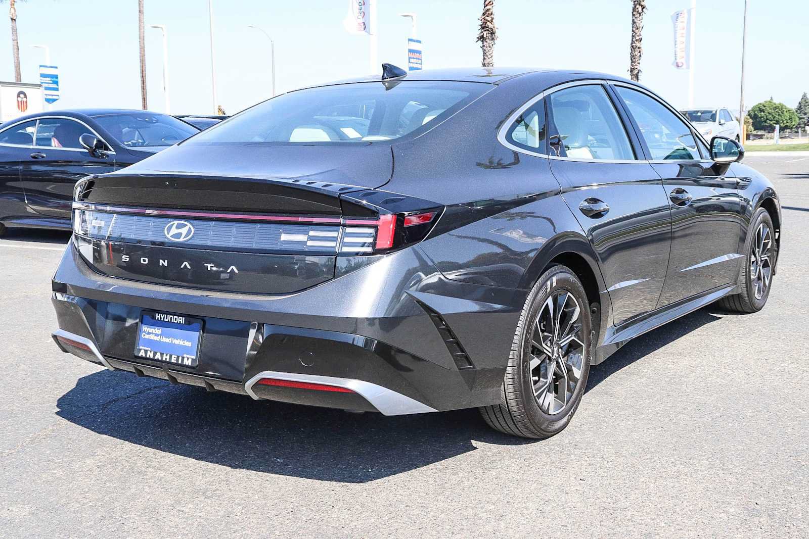 Used 2025 Hyundai Sonata SEL FWD image 14