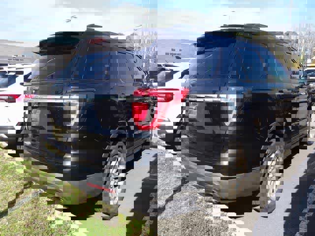 Used 2017 Ford Explorer FWD image 7