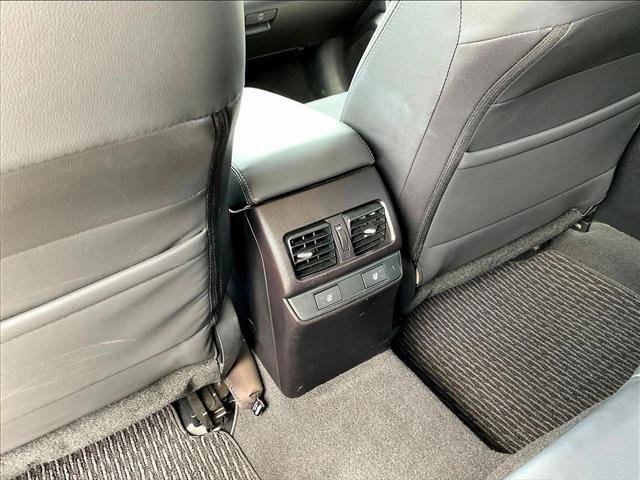 Used 2017 Subaru Outback 3.6R Limited AWD/4WD image 25