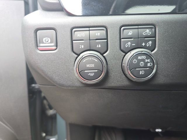 Used 2025 Chevrolet Silverado 2500 LTZ w/ LTZ Plus Package image 21