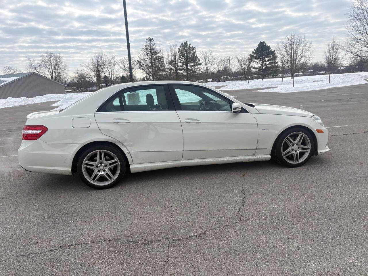 Used 2012 Mercedes-Benz E 350 Sedan w/ Lane Tracking Pkg image 9