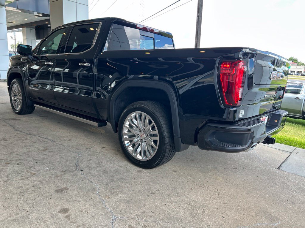 Used 2026 GMC Sierra 1500 Denali w/ Technology Package AWD/4WD image 5
