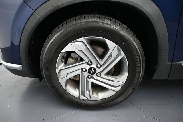 Used 2022 Hyundai Santa Fe SEL w/ Convenience + Premium Package FWD image 9