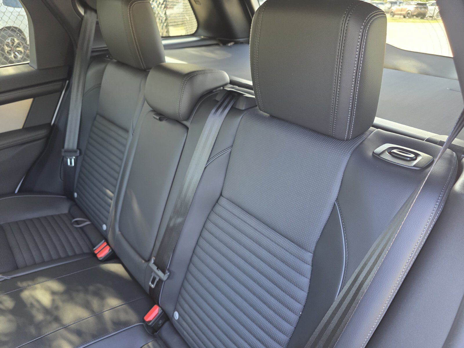 Used 2026 Land Rover Discovery Sport Landmark AWD/4WD image 14