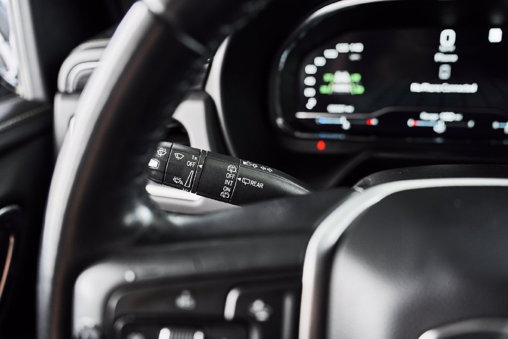 Used 2022 GMC Yukon SLT RWD image 21