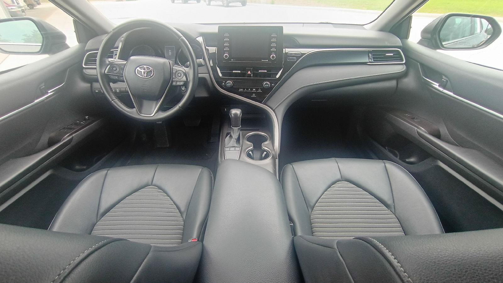 Used 2023 Toyota Camry SE FWD image 15