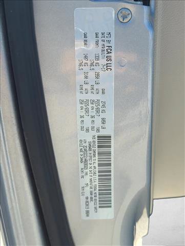 Used 2017 Dodge Grand Caravan SXT FWD image 26