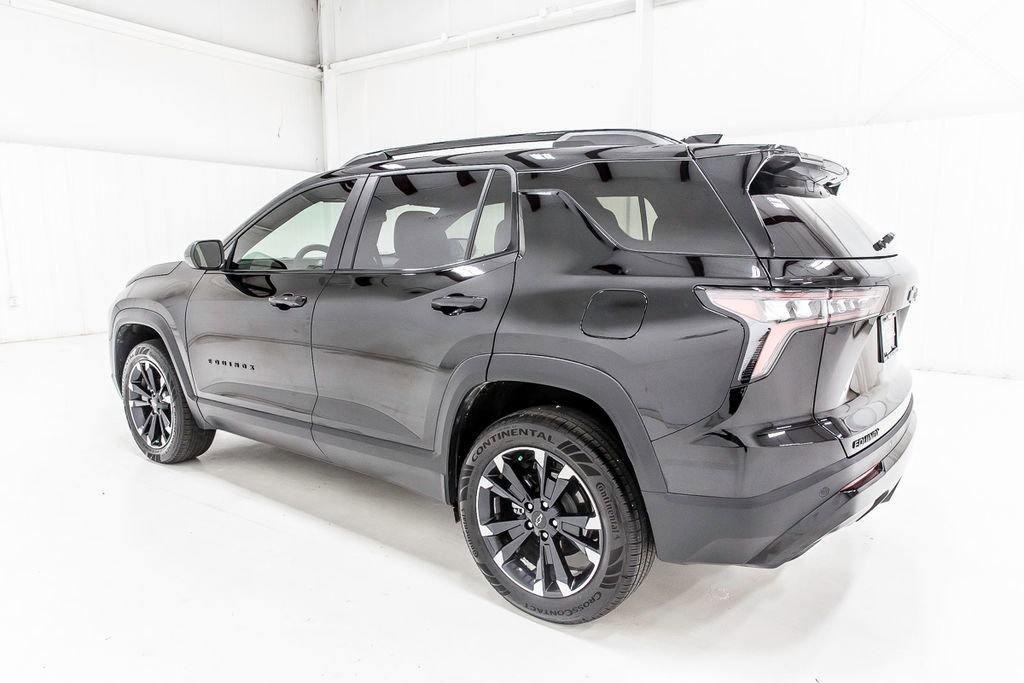 Used 2026 Chevrolet Equinox RS w/ Convenience Package III image 3