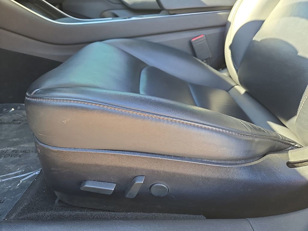 Used 2019 Tesla Model 3 Standard Range image 22