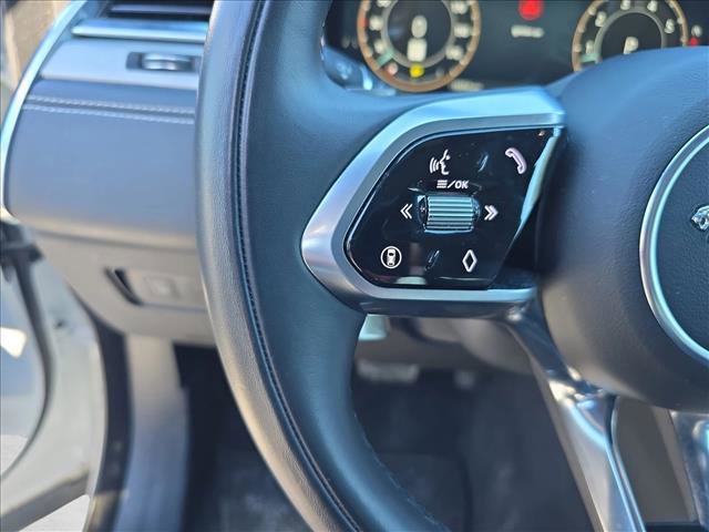 Certified 2025 Jaguar F-PACE R-Dynamic S image 17