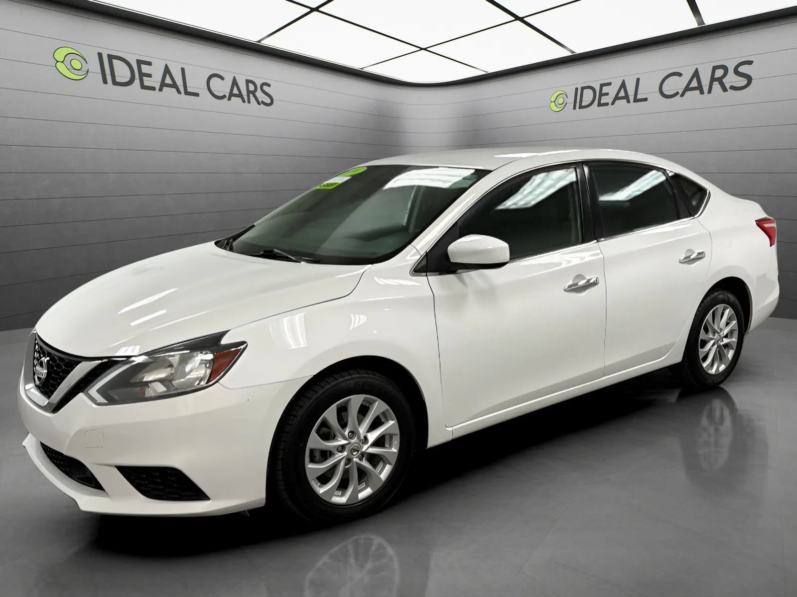 Used 2019 Nissan Sentra SV FWD image 1