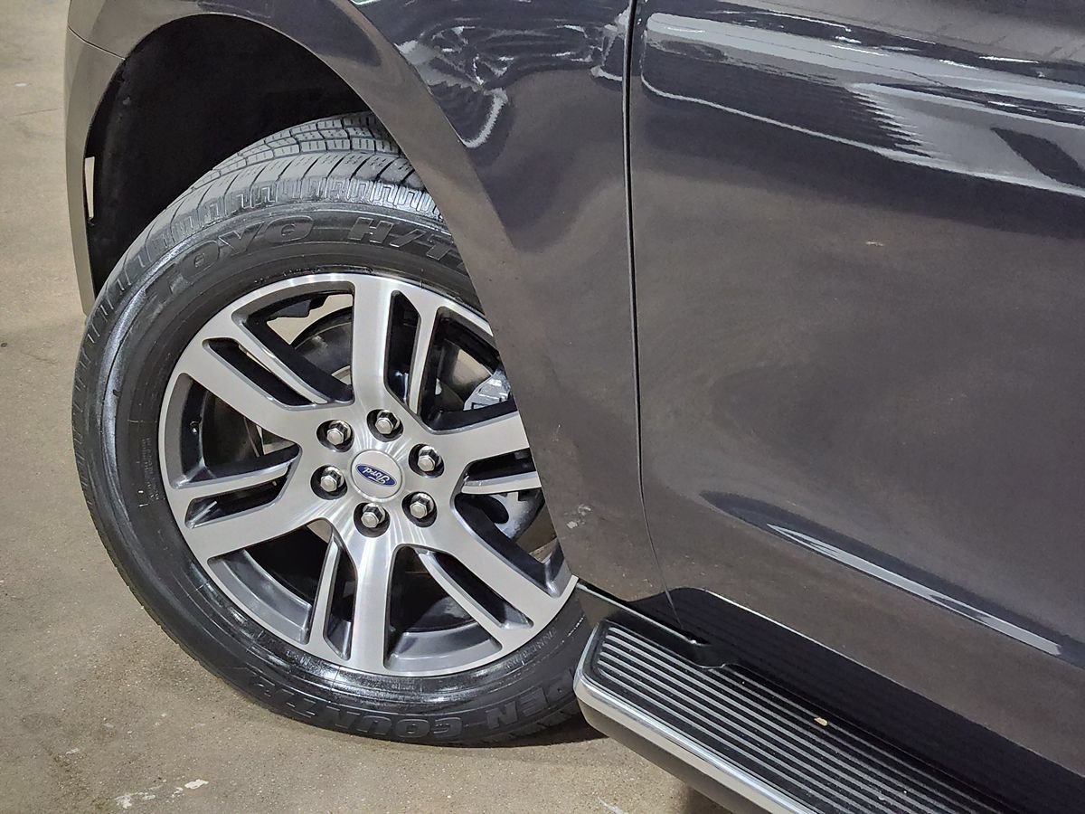 Used 2022 Ford Expedition XLT AWD/4WD image 23
