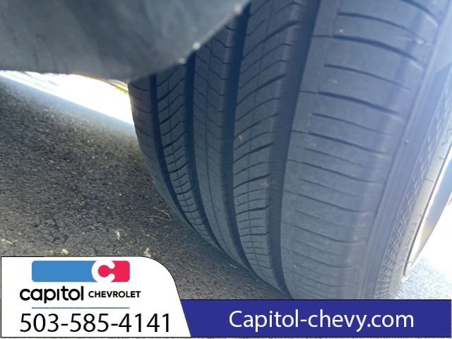 Used 2022 Tesla Model Y Long Range AWD/4WD image 15