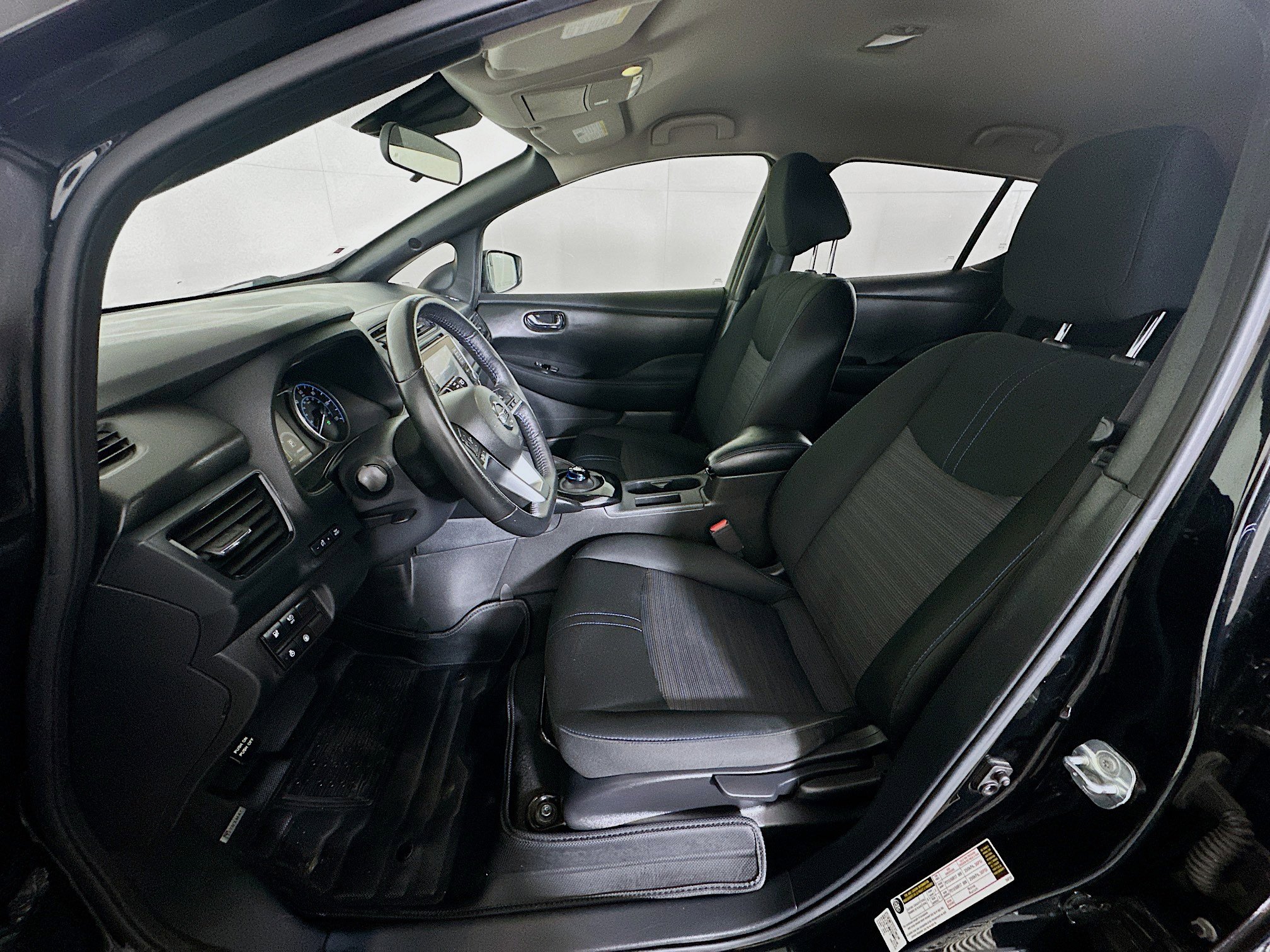 Used 2021 Nissan Leaf SV Plus image 13