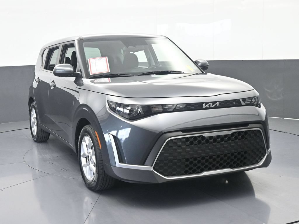 Used 2024 Kia Soul S FWD image 9