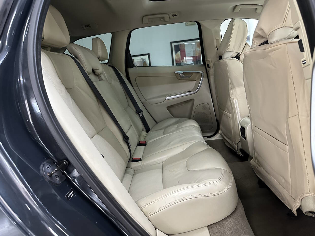 Used 2012 Volvo XC60 T6 image 15