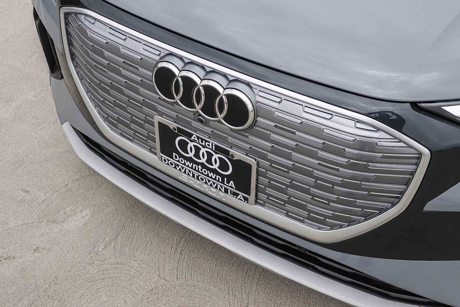 Used 2023 Audi Q4 e-tron Premium Plus w/ Premium Plus RWD image 8