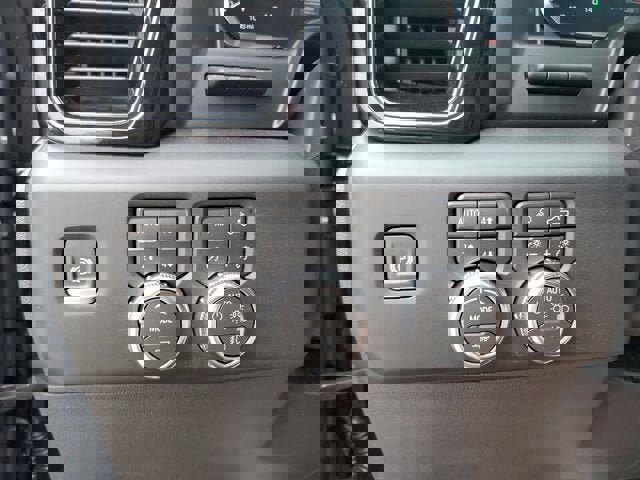 New 2026 GMC Sierra 1500 AT4 w/ AT4 Premium Package image 31