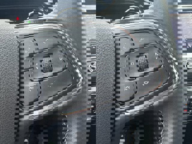 Used 2022 Buick Encore GX Preferred w/ Cold Weather Comfort Package image 18