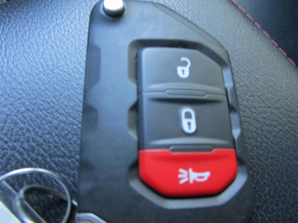 Used 2022 Jeep Wrangler Unlimited Rubicon w/ LED Lighting Group image 47