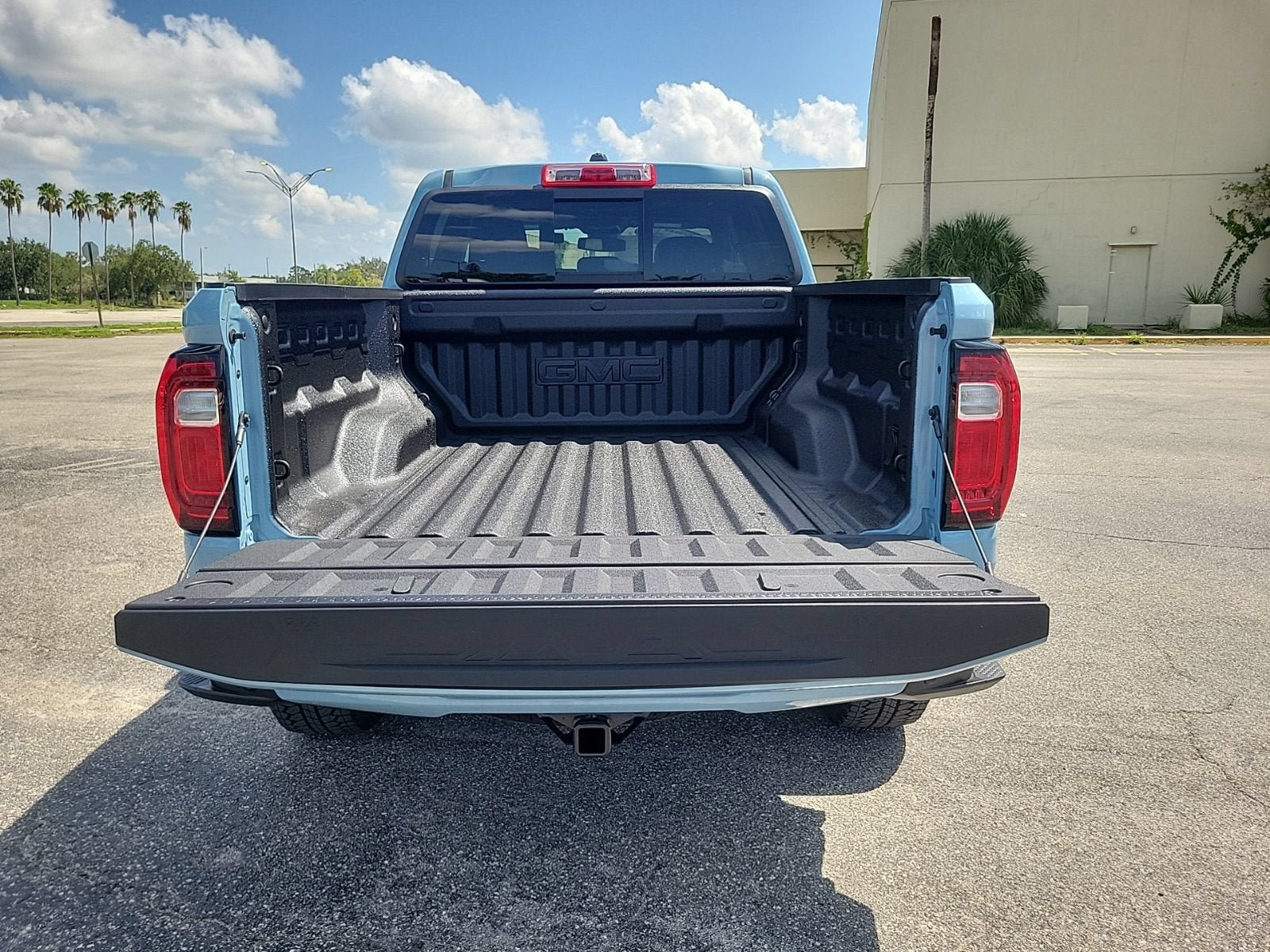 New 2026 GMC Canyon Denali AWD/4WD image 7