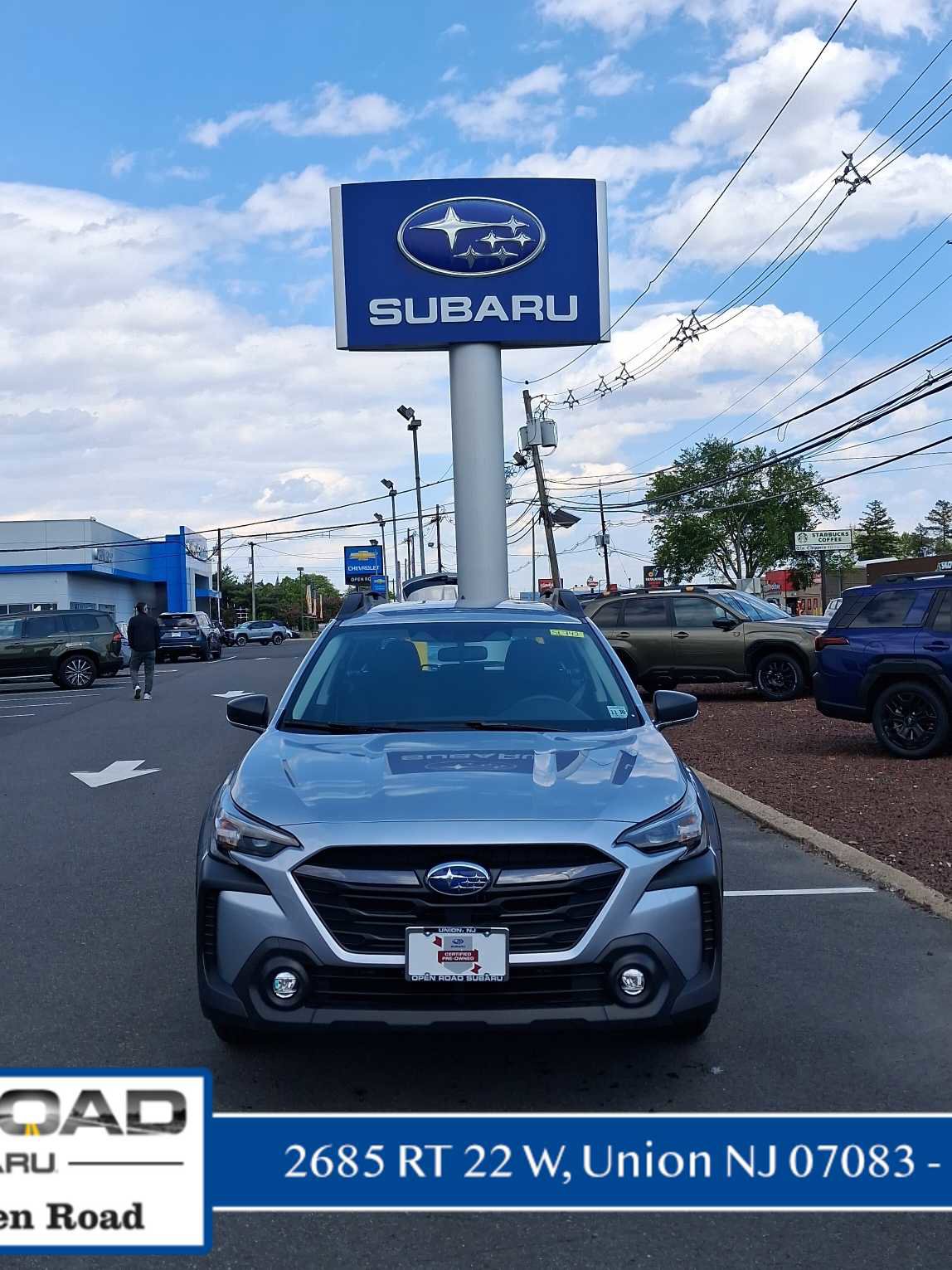 Used 2025 Subaru Outback AWD/4WD image 1
