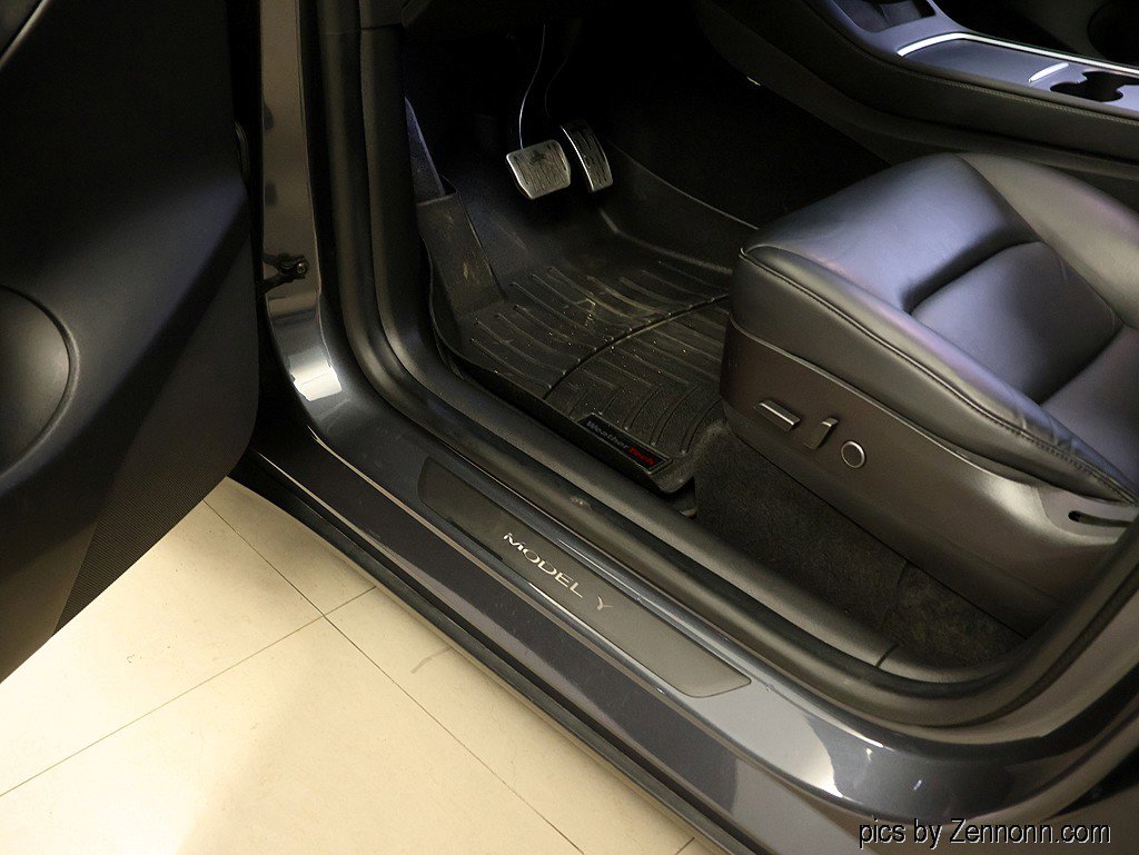 Used 2021 Tesla Model Y Performance AWD/4WD image 22