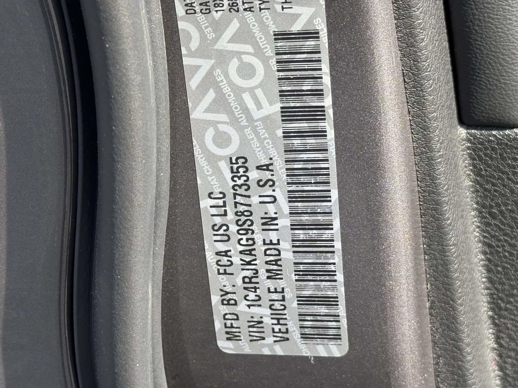 New 2025 Jeep Grand Cherokee L Altitude AWD/4WD image 31