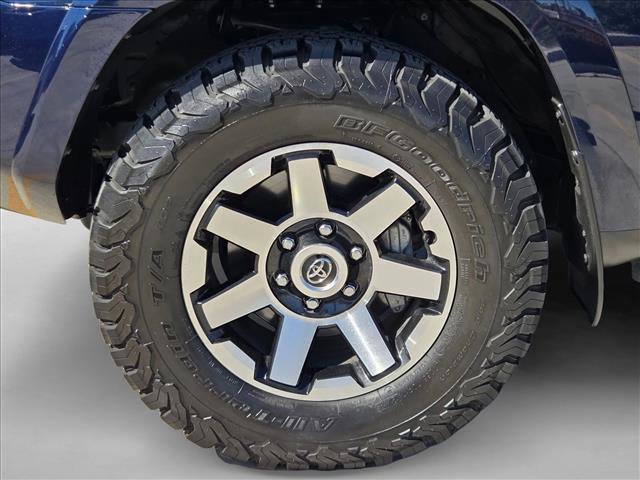 Certified 2022 Toyota 4Runner TRD Off-Road Premium image 24