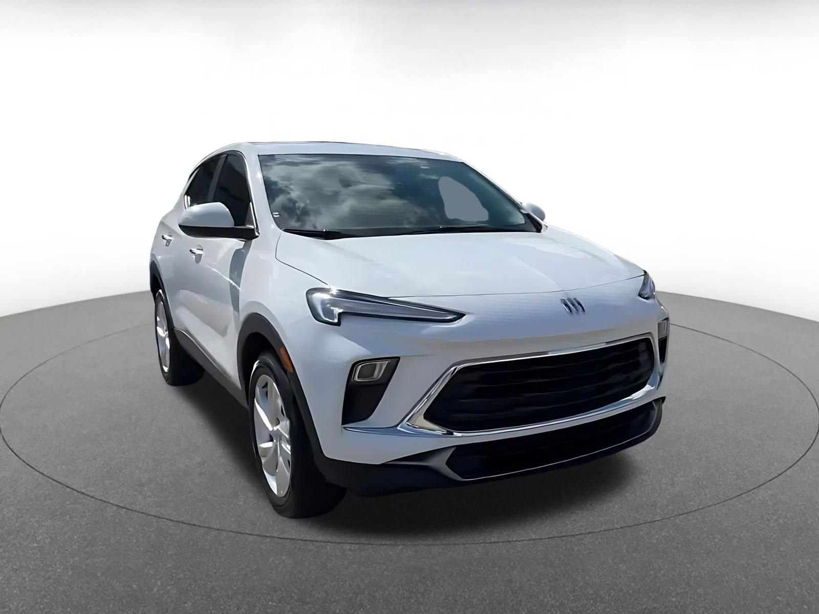 Used 2025 Buick Encore GX Preferred FWD image 3