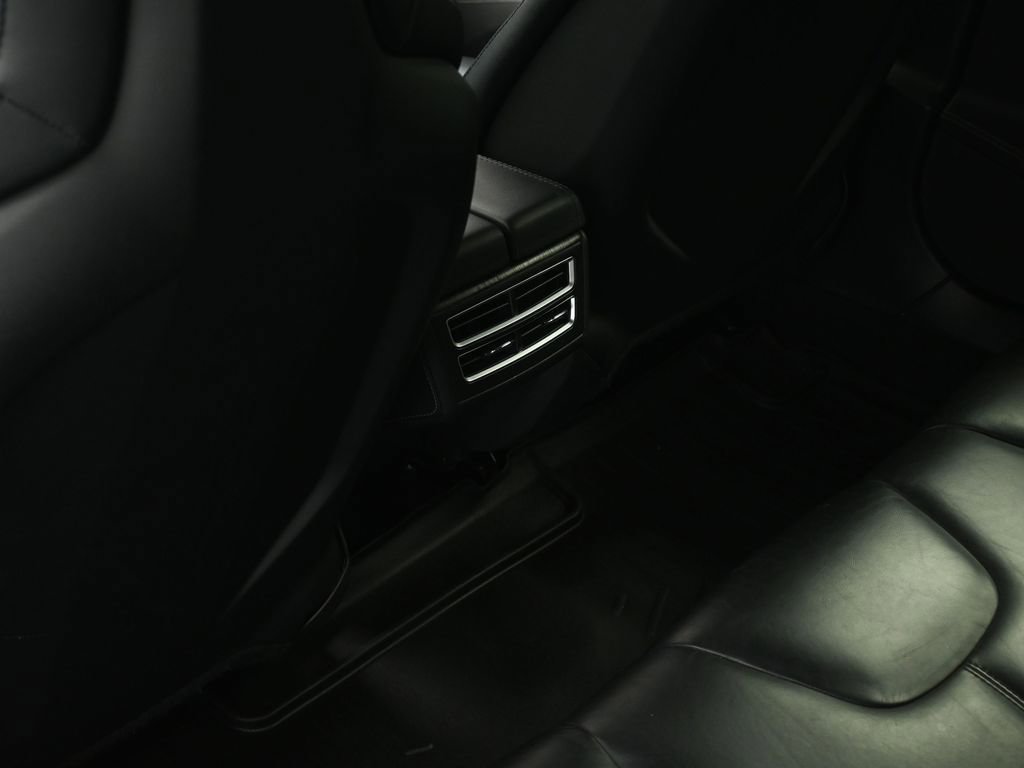 Used 2015 Tesla Model S 85D image 18