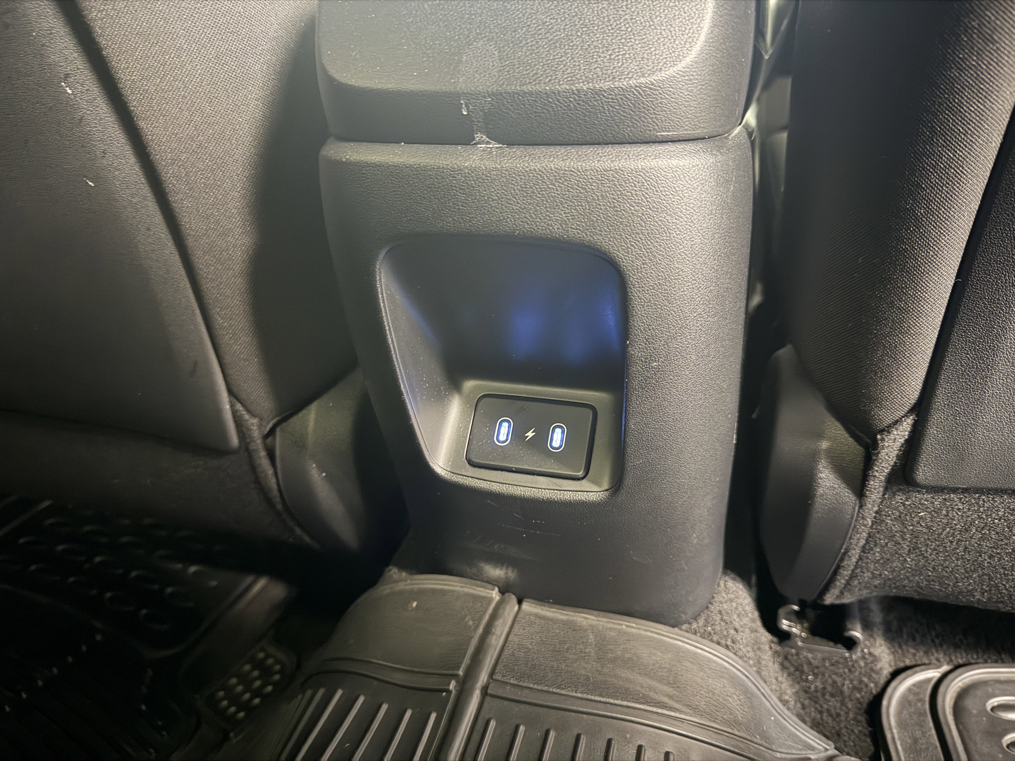 Used 2025 Hyundai Elantra SE FWD image 22