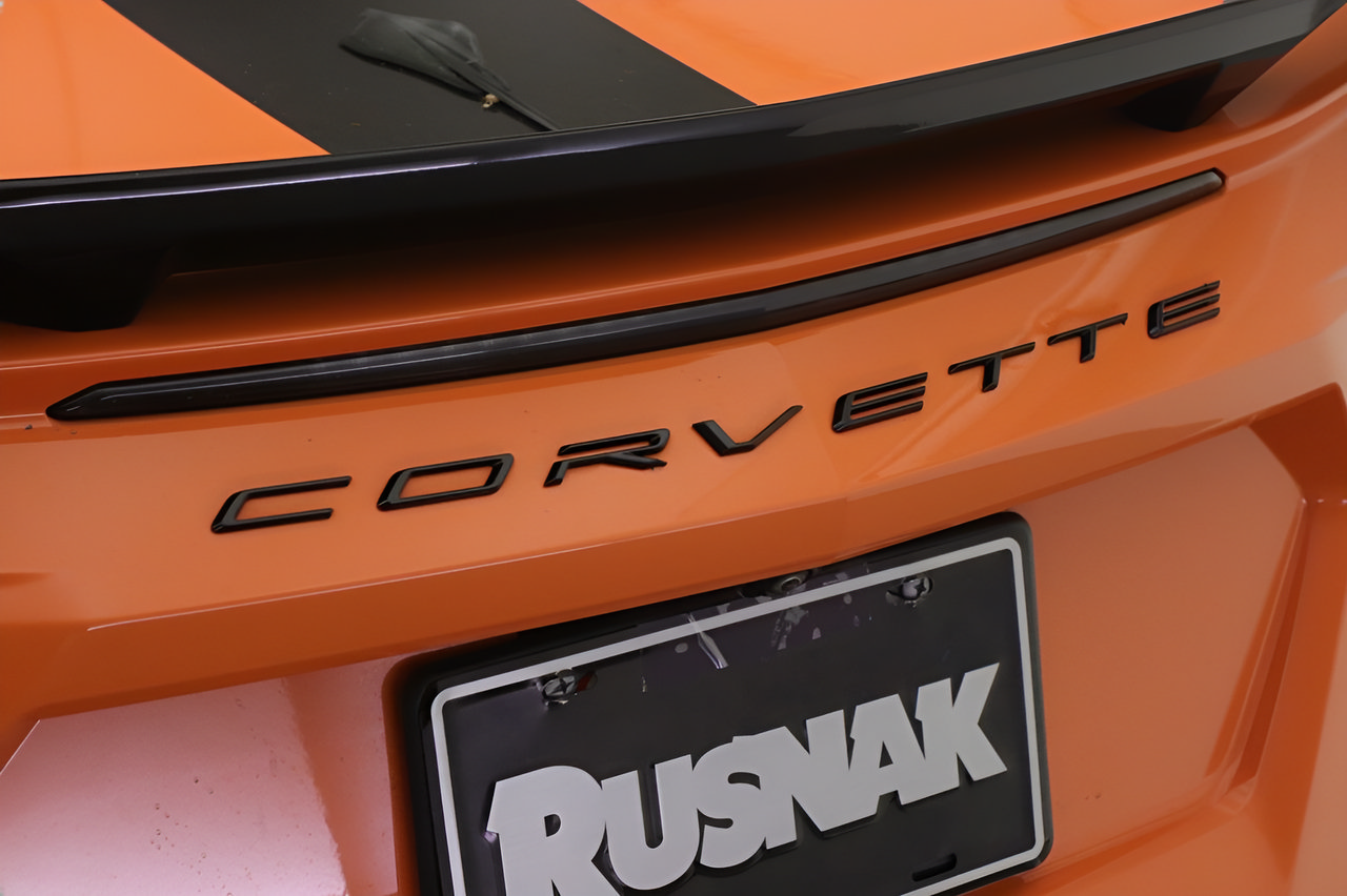 Used 2022 Chevrolet Corvette Stingray Premium Cpe w/ Z51 Performance Package RWD image 17