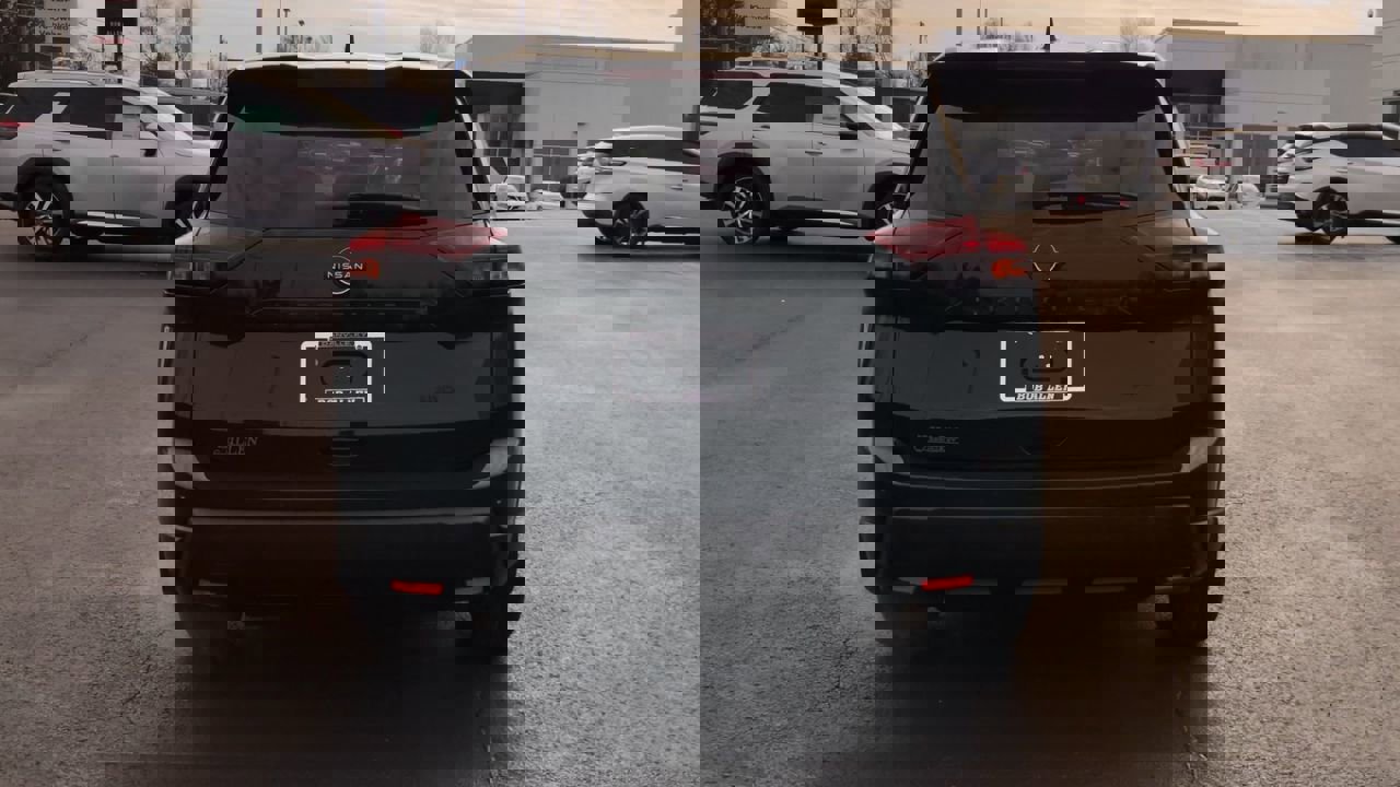 New 2026 Nissan Rogue Dark Armor image 7