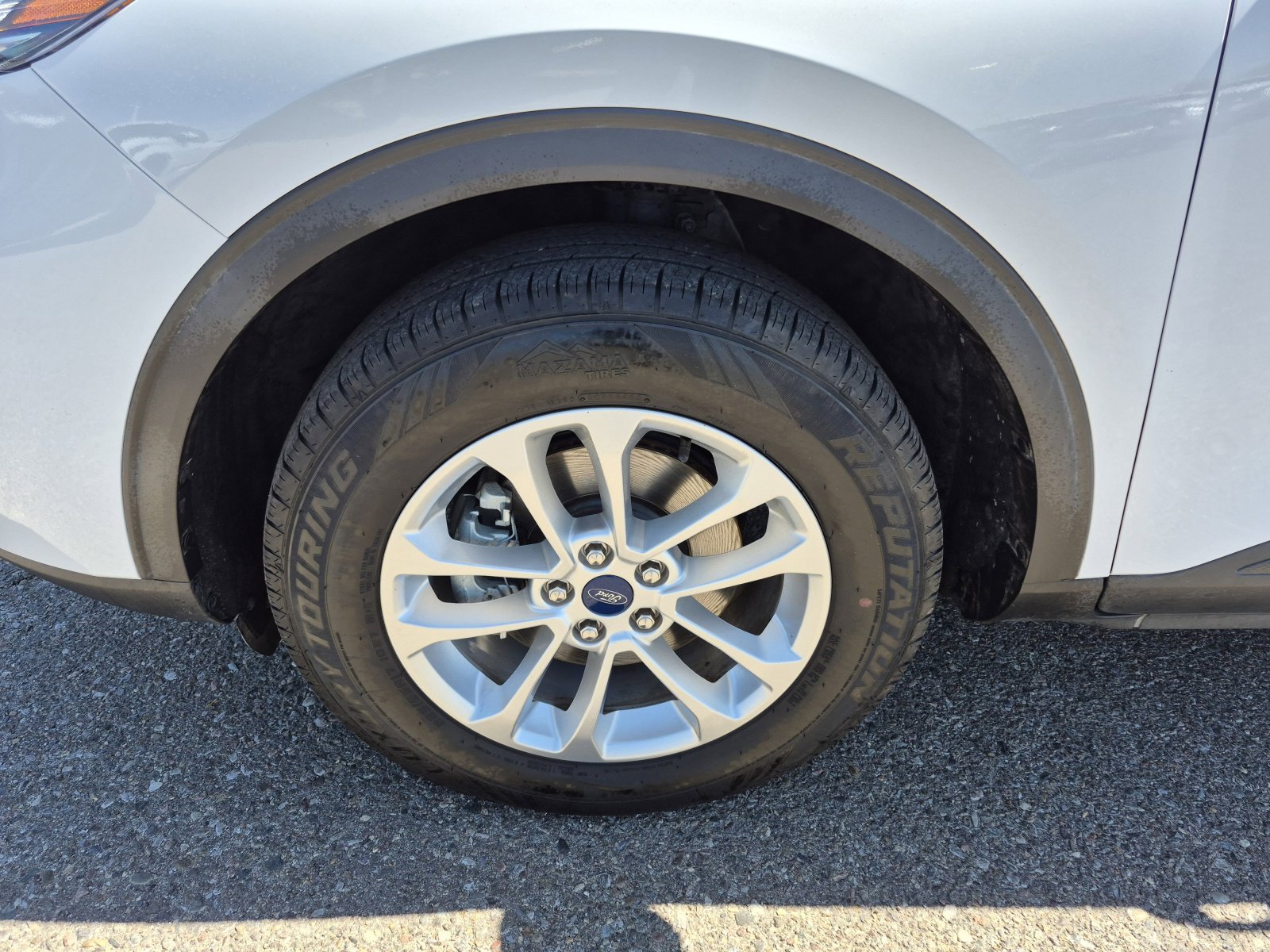 Used 2022 Ford Escape SE image 23