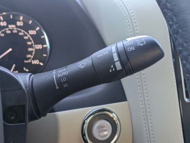 Used 2022 INFINITI QX80 Sensory w/ All-Season Package RWD image 32