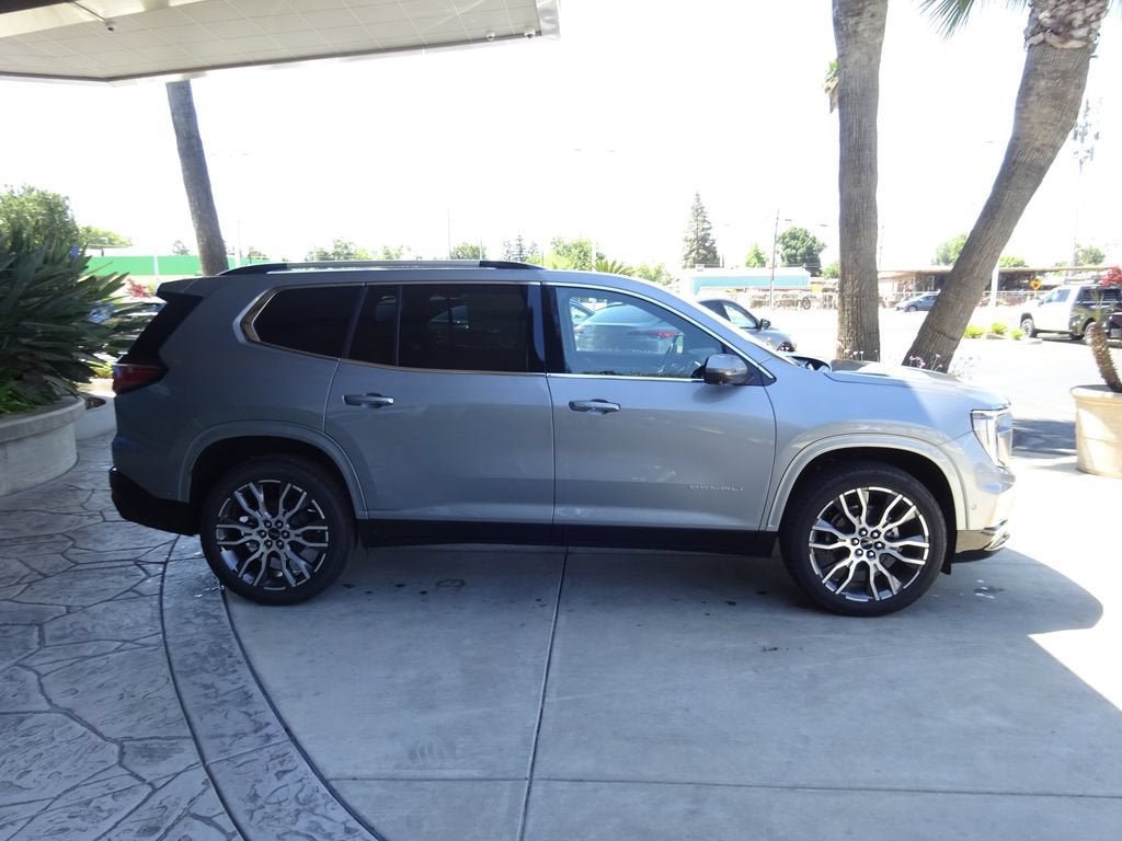 New 2026 GMC Acadia Denali Ultimate AWD/4WD image 8