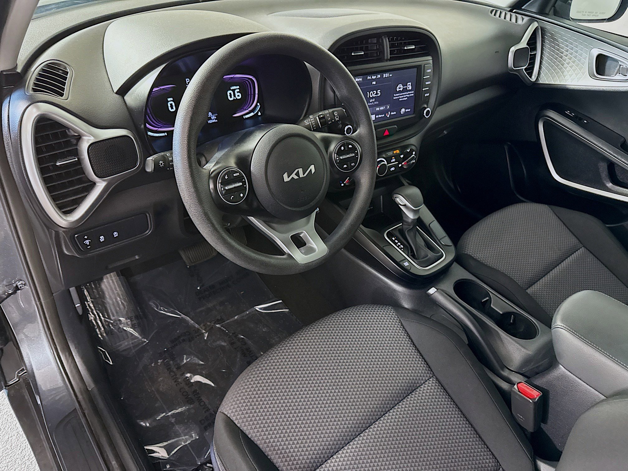 Used 2023 Kia Soul LX FWD image 22