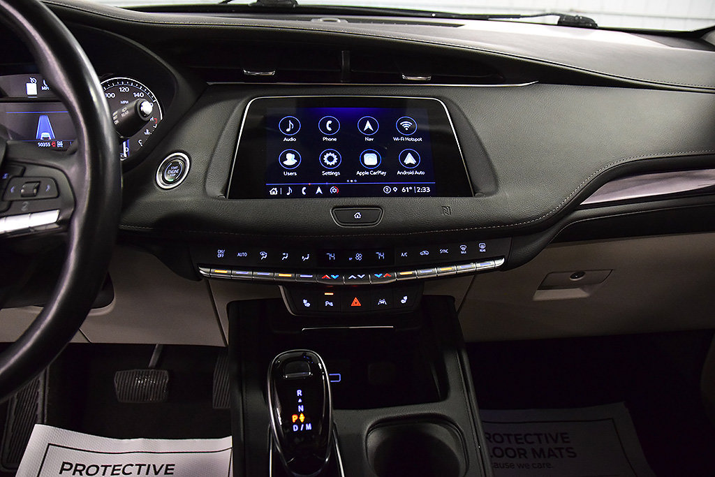 Used 2021 Cadillac XT4 Luxury w/ Cold Weather Package AWD/4WD image 26