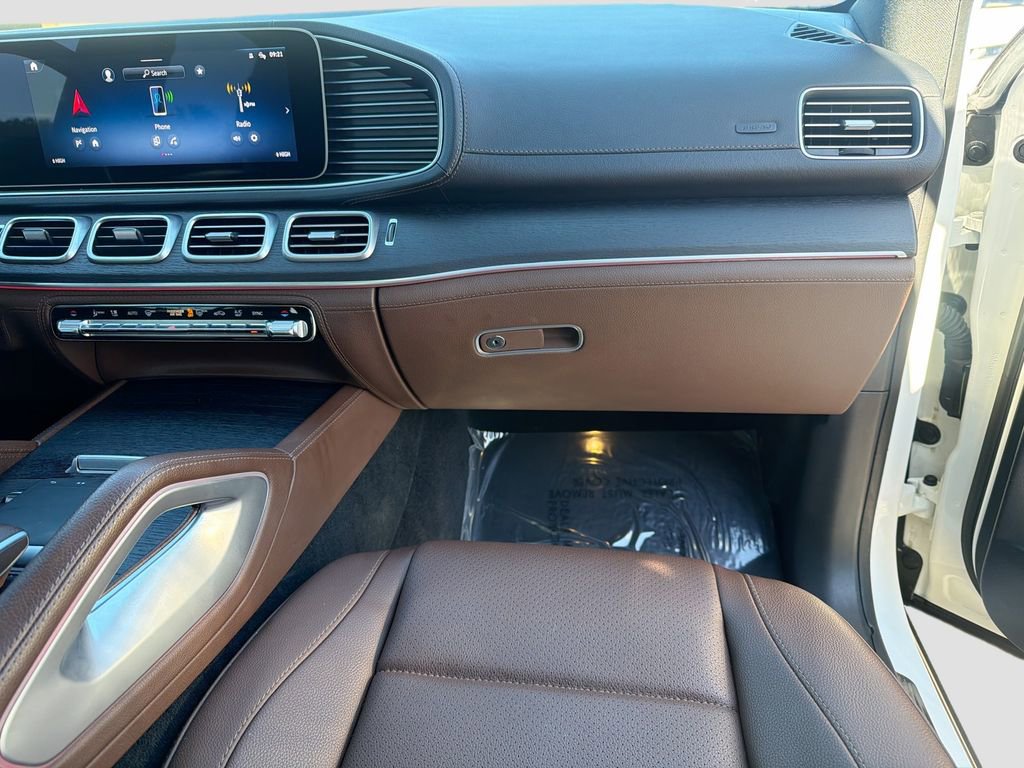 Used 2024 Mercedes-Benz GLE 350 4MATIC image 17