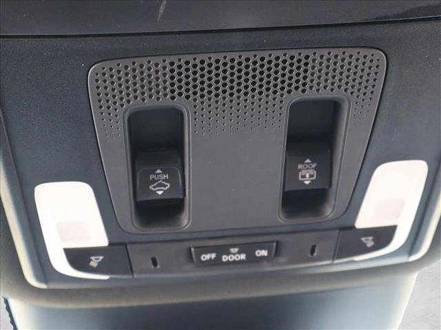 Used 2025 Honda Pilot TrailSport image 22