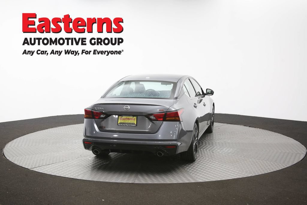 Used 2023 Nissan Altima 2.5 SR FWD image 40